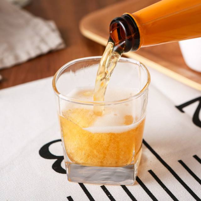 美式小麦精酿啤酒--山东豪鲁开云手机注册制造商