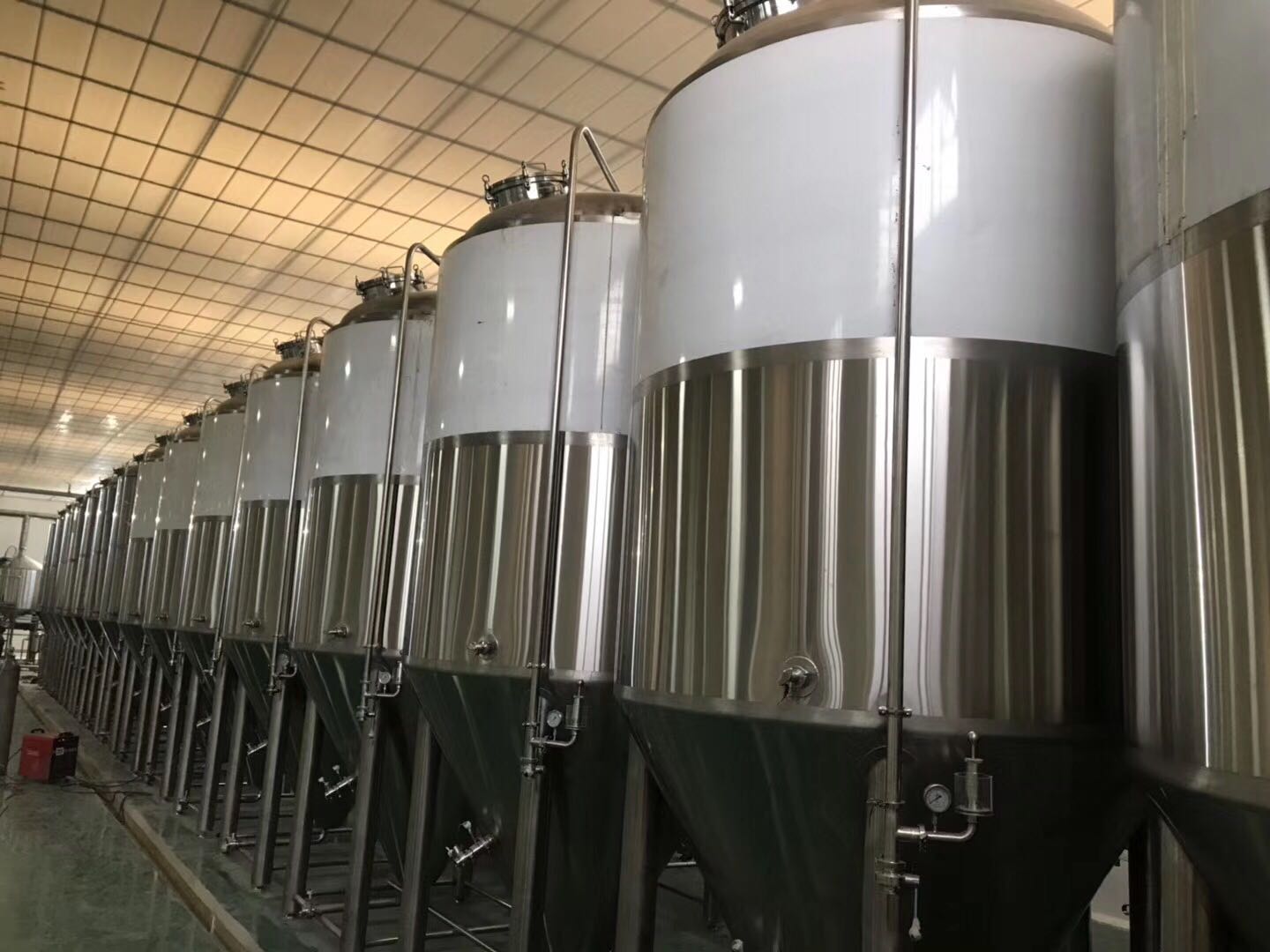 大型开云手机注册发酵罐 大型开云手机注册发酵罐